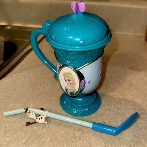 Disney on Ice Frozen Ana & Elsa with Olaf straw spoon